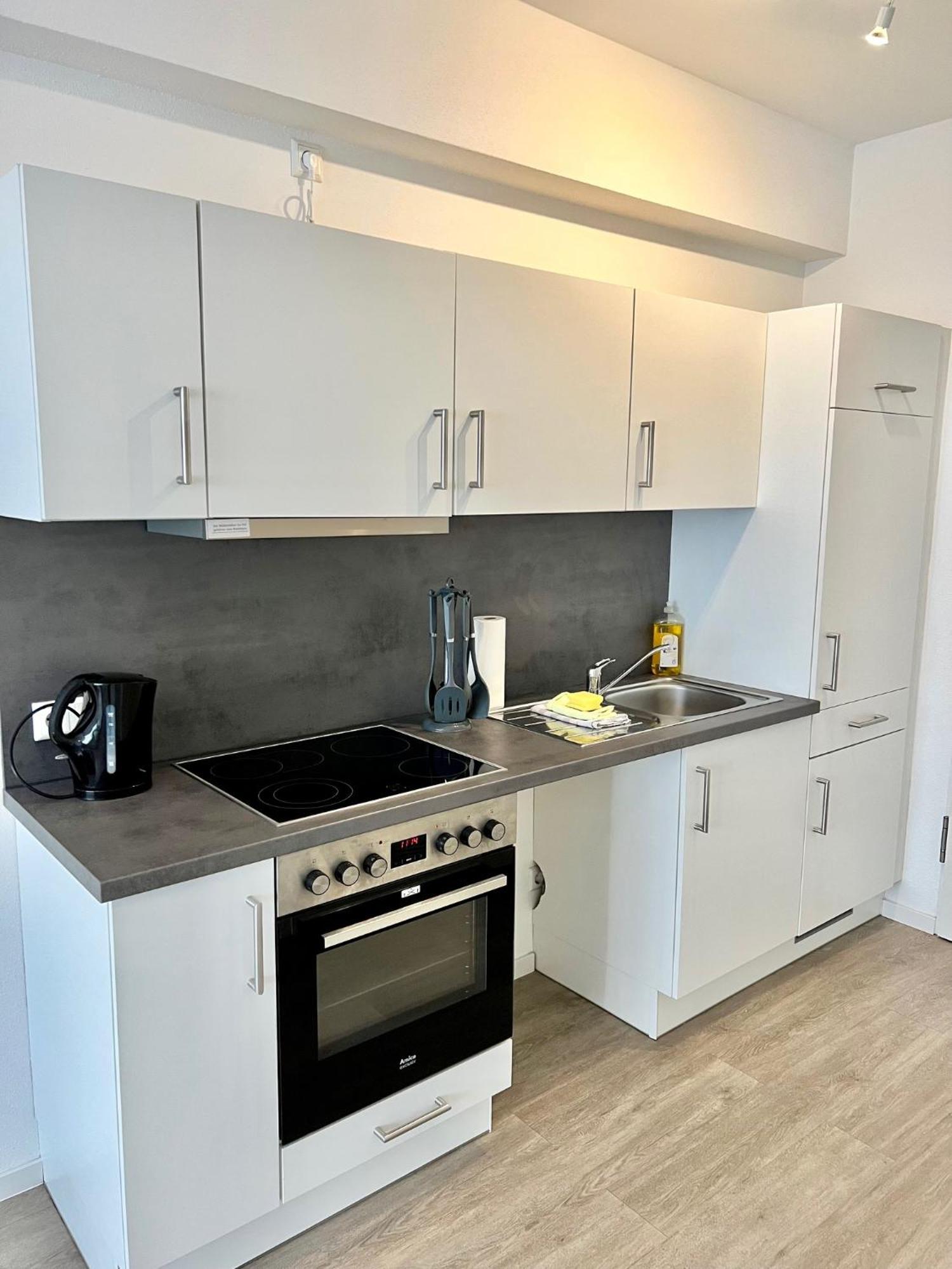 City Appartement Kueche,Bad, Parken Im Zentrum Von Ravensbourg Chambre photo