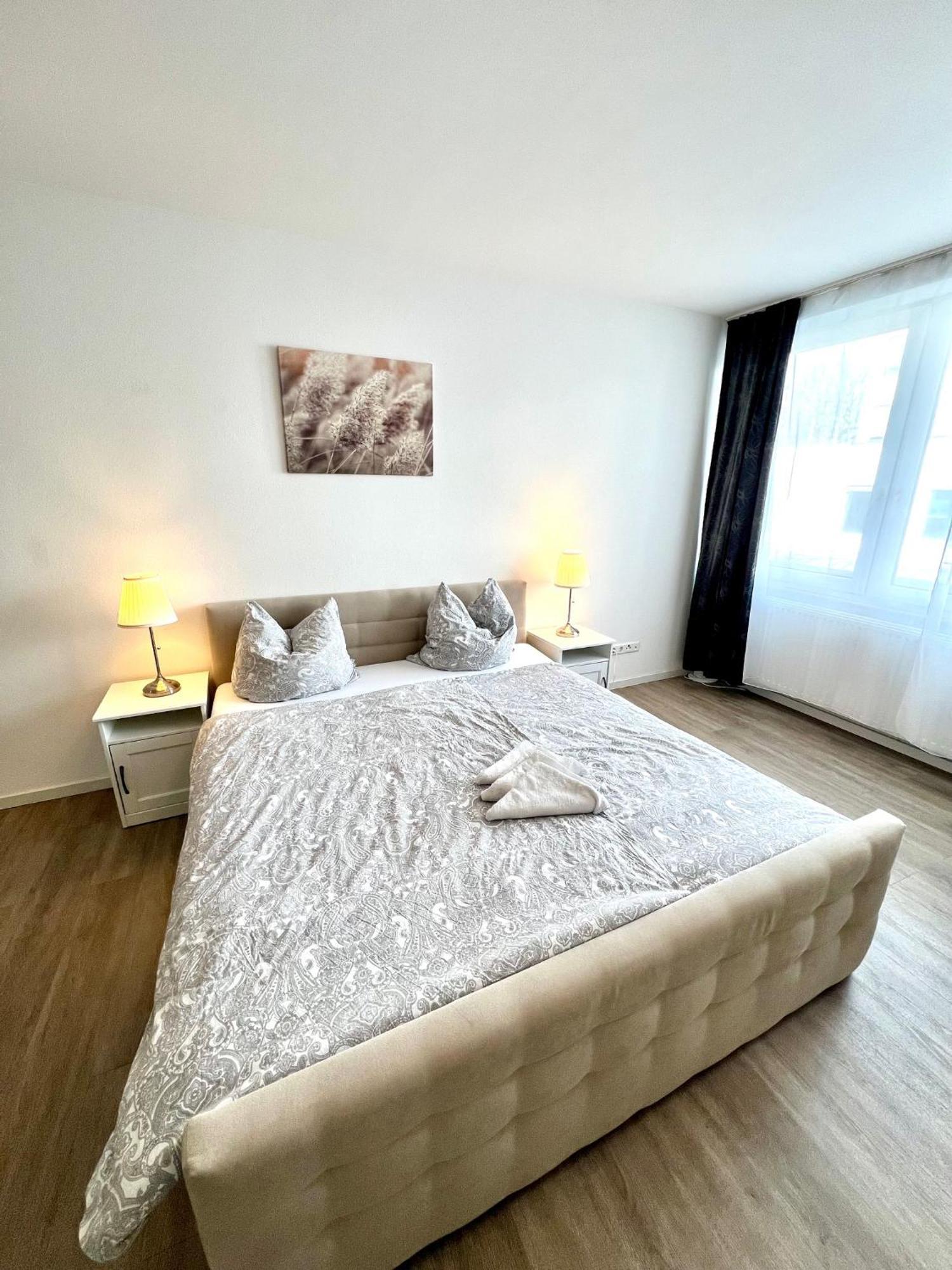 City Appartement Kueche,Bad, Parken Im Zentrum Von Ravensbourg Chambre photo