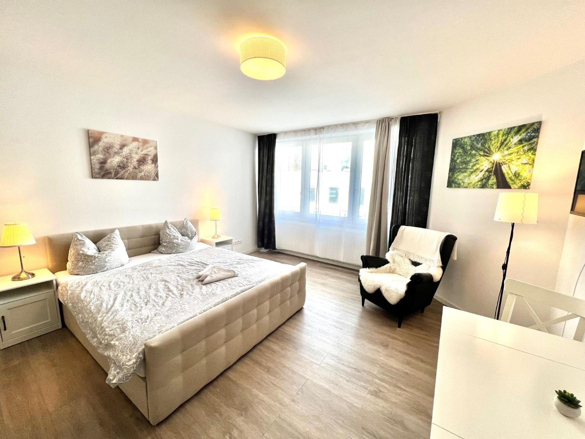 City Appartement Kueche,Bad, Parken Im Zentrum Von Ravensbourg Extérieur photo