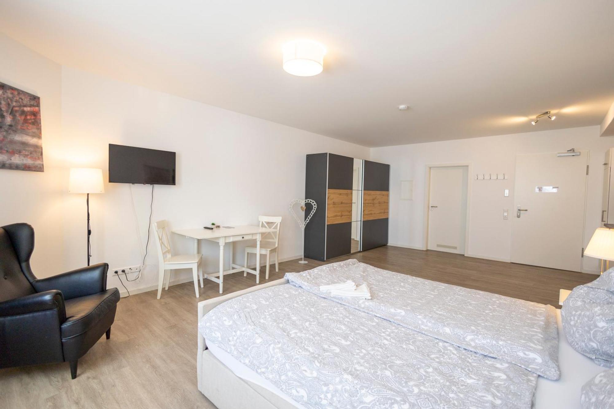 City Appartement Kueche,Bad, Parken Im Zentrum Von Ravensbourg Extérieur photo