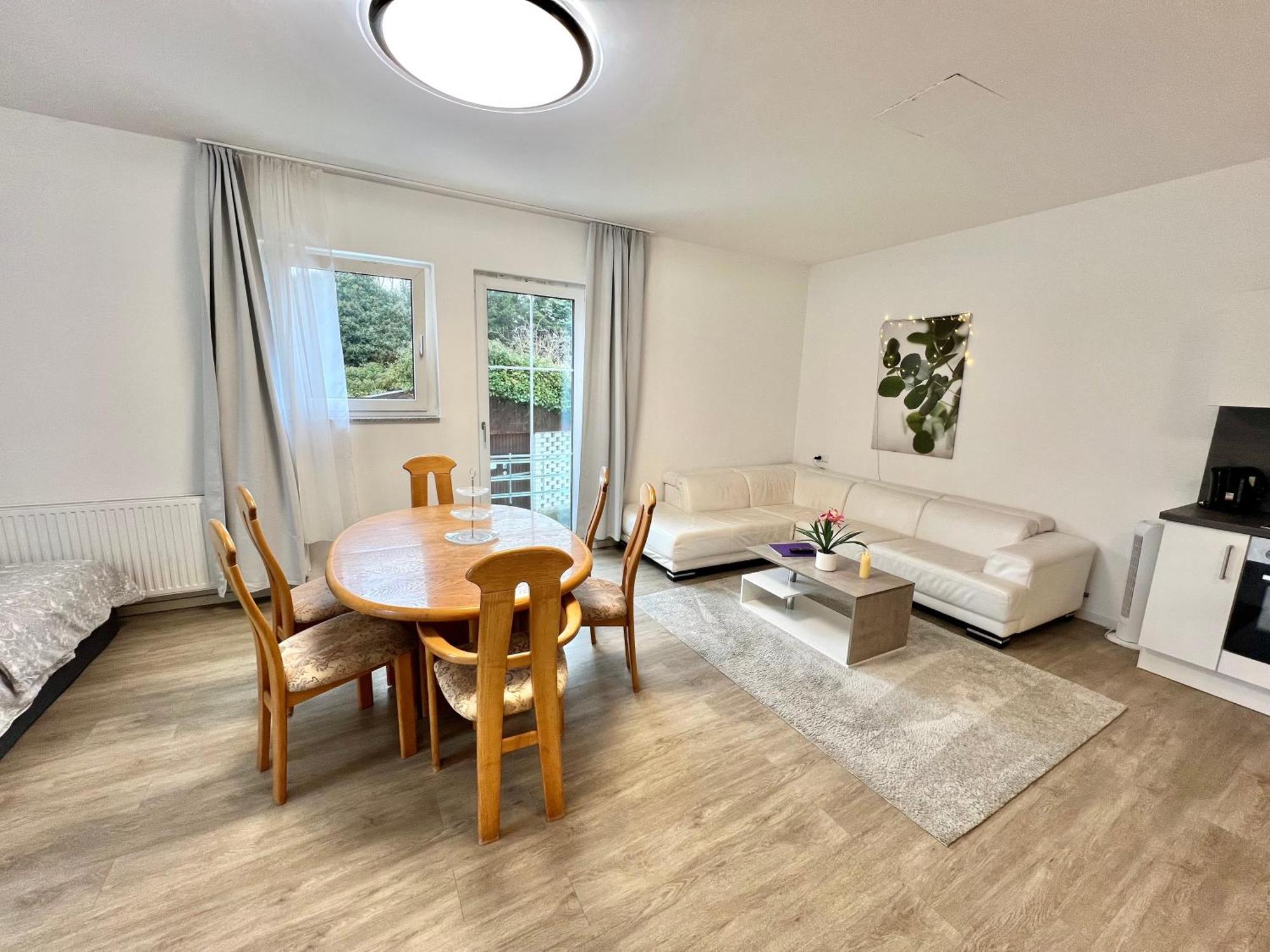 City Appartement Kueche,Bad, Parken Im Zentrum Von Ravensbourg Chambre photo